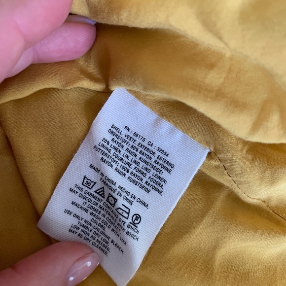 *SOLD*  Anthropologie button down skirt - Picture 6 of 9